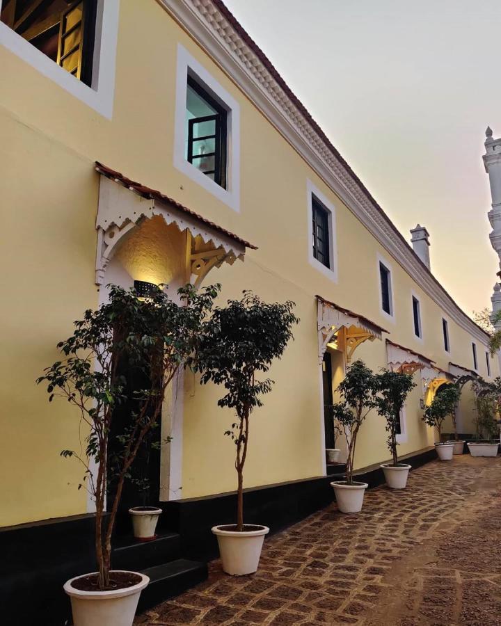 Fort Tiracol Heritage Hotel Arambol Esterno foto