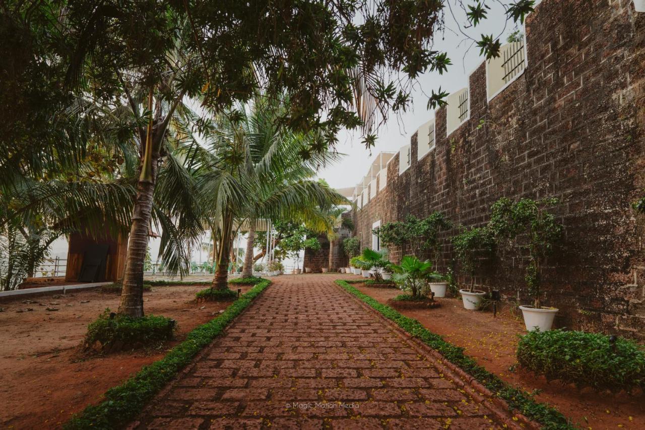 Fort Tiracol Heritage Hotel Arambol Esterno foto