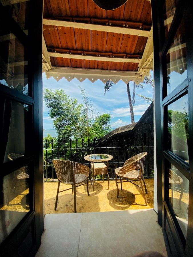 Fort Tiracol Heritage Hotel Arambol Esterno foto