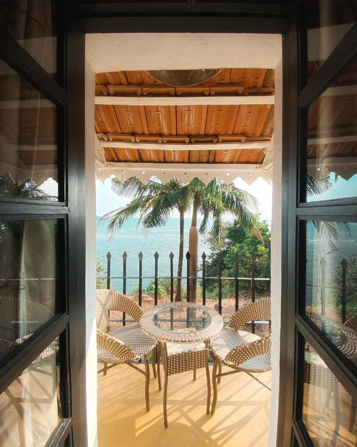 Fort Tiracol Heritage Hotel Arambol Esterno foto